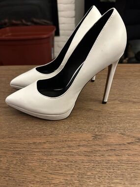 Aldo White Pointed Toe Stiletto Pumps - Women's Dress Heels